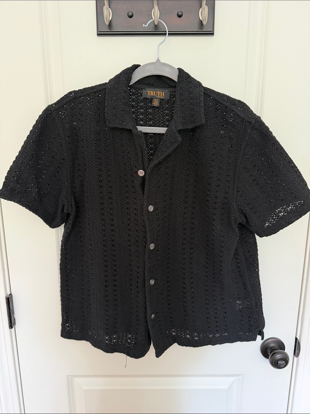 TRUTH Black Open-Knit Button-Up Short Sleeve Shirt